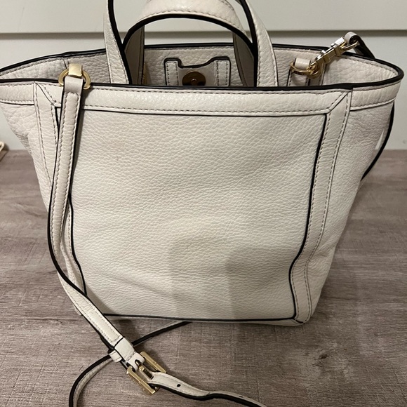 Tory Burch bag - Picture 2 of 7